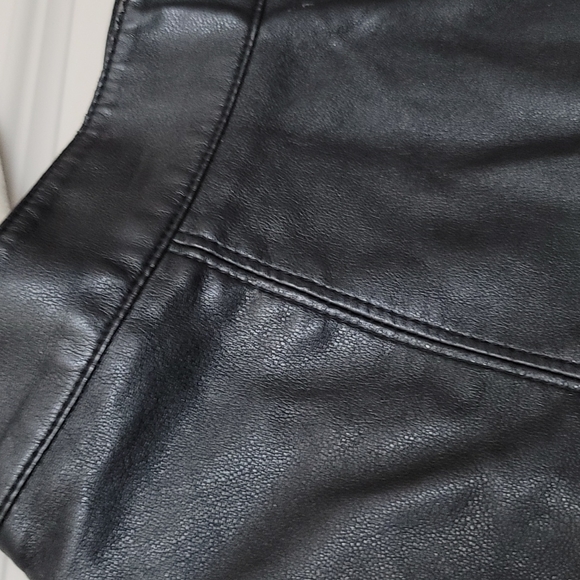 H&M Leather Aline Circle Skater Skirt in Black size 8 - Picture 3 of 6